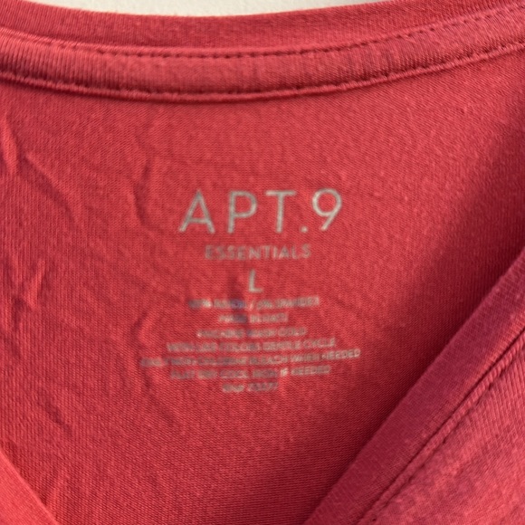 Basic T-shirt - Picture 2 of 3